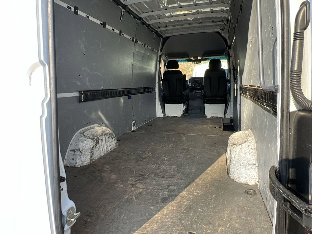 2017 Mercedes-Benz Sprinter 2500 Cargo 170 WB