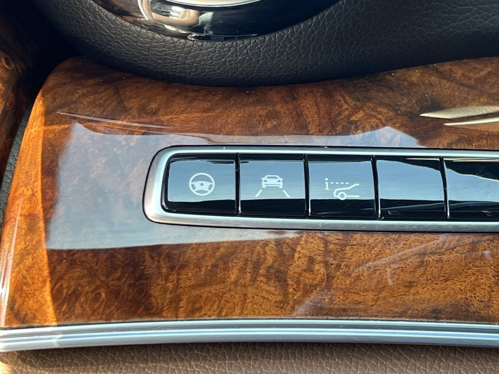 2019 Mercedes-Benz E 300 4MATIC® Sedan E-Class
