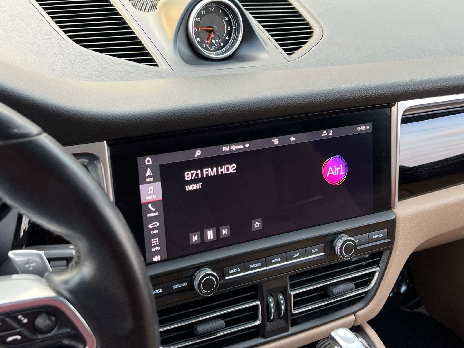 2021 Porsche Macan Base