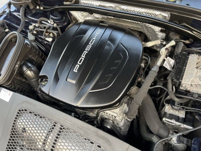 2021 Porsche Macan Base