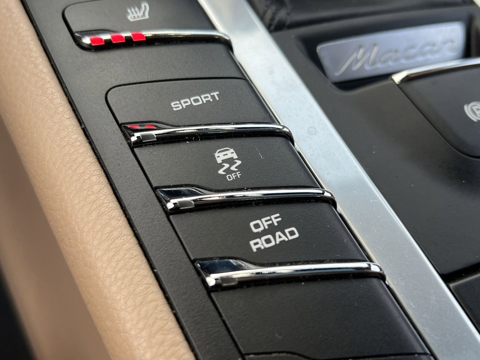 2021 Porsche Macan Base