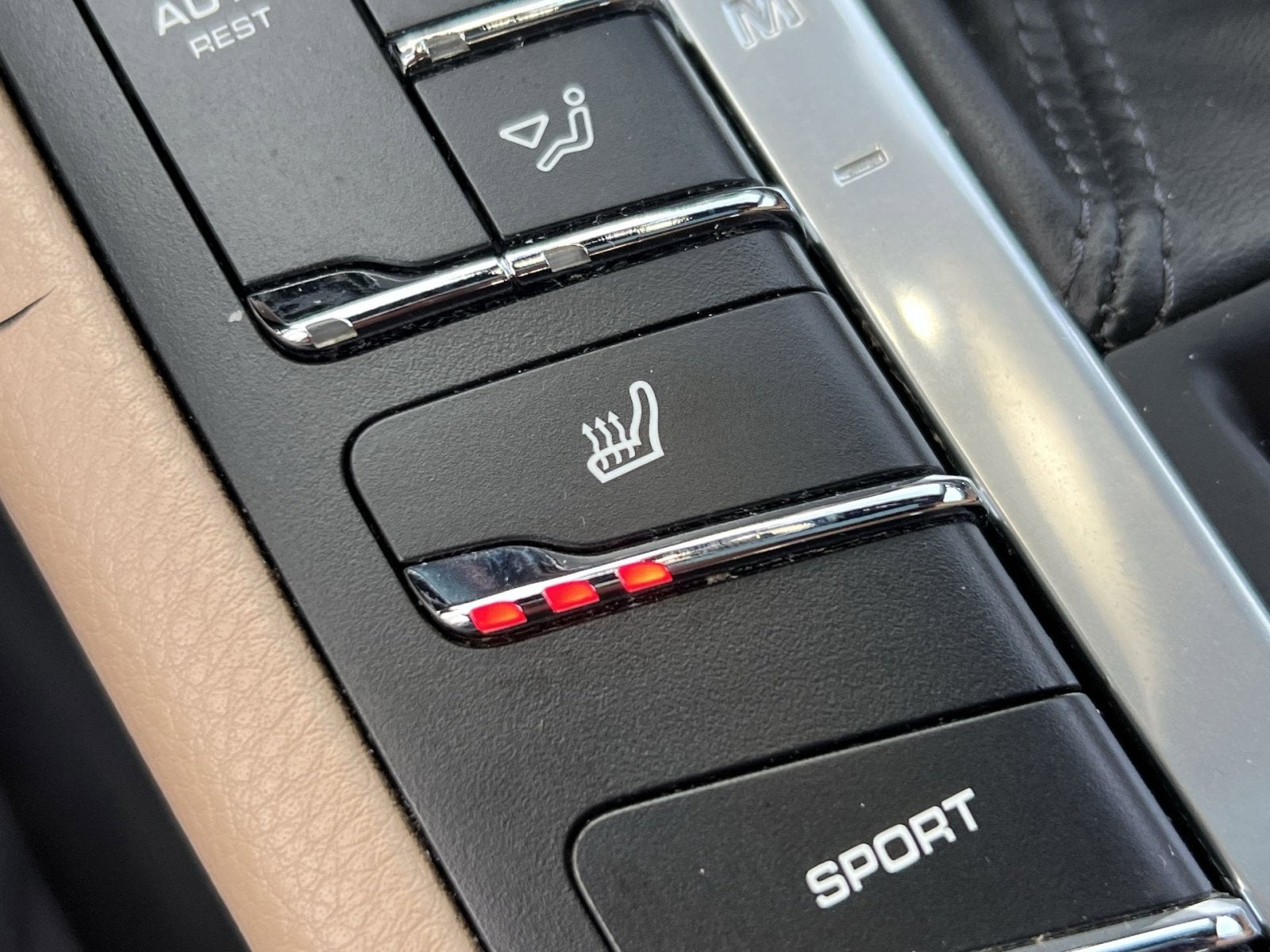 2021 Porsche Macan Base